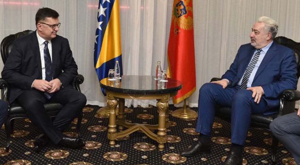Tegeltija i Krivokapić.jpg